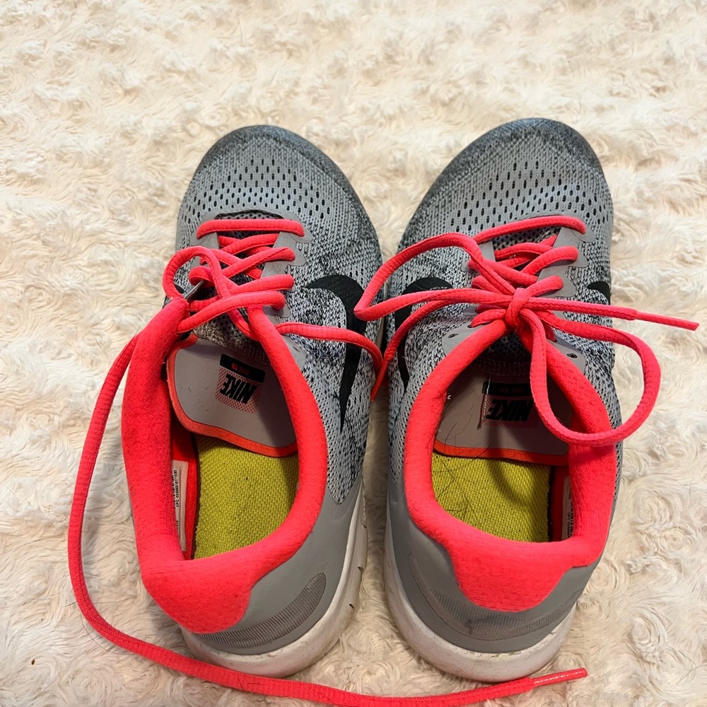 NIKE FREE RUN - Picture 2 of 2